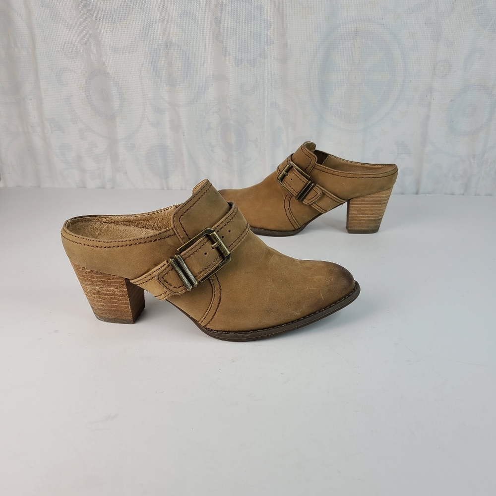 Vionic Cheyenne brown suede leather mule heeled booties size 7.5 EUC